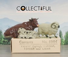 BRITAINS 5005 - COW AND 2X SHEEP - FARM ANIMALS - LEAD FIGURES - MIB