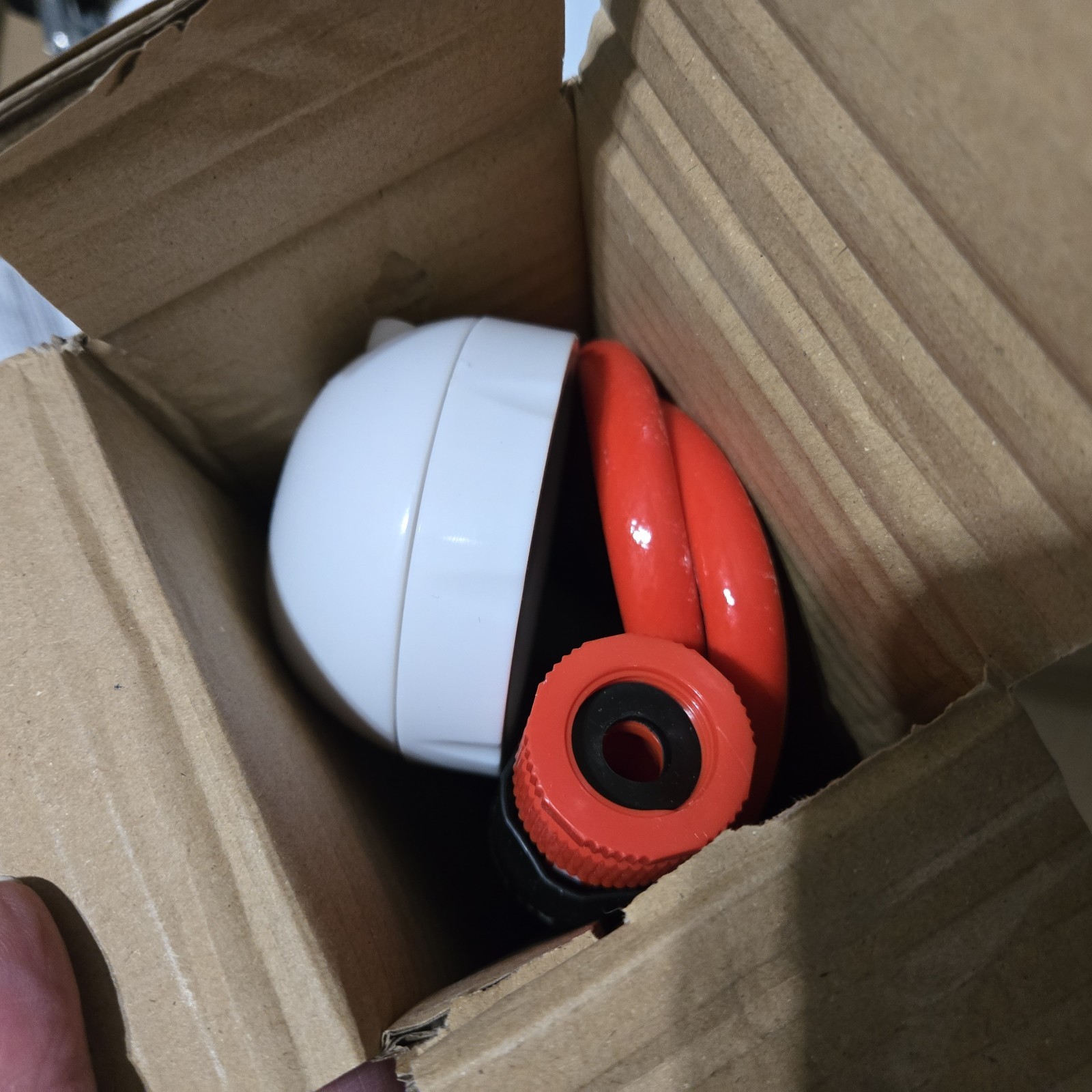 CAMPLUX Tankless Gas Camping Water Heater 5L, 1.32 GPM, Propane AY132 White NWOB