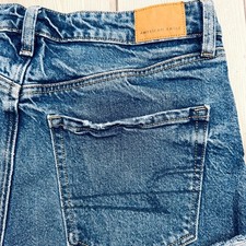 American Eagle Women Medium Wash High Waist Distressed Denim Cutoff Shorts Sz 6