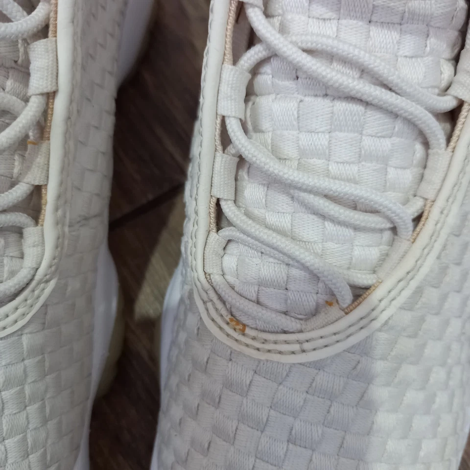 Zapatos Jordan Future platino puro Foto 3 de 4