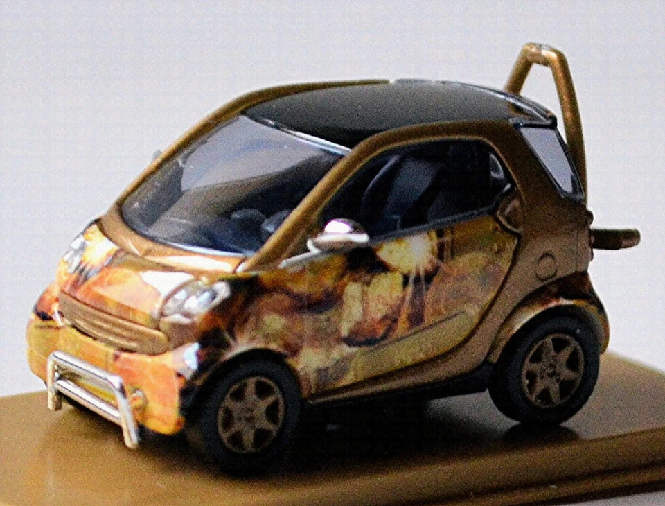Smart Fortwo 07 Gold-Smart Smart 451 2007-10 2ª Generazione 1:87 Busch 46185 - Immagine 2 di 4