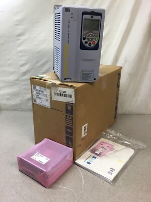 NEW WEG CFW700A07P0T2DBN1 Variable Frequency Drive; 2 HP, 3 PH, 240VAC; 12T602