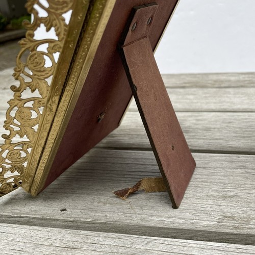 Ornate Metal Photo Frame Gold Guild Lattice Filigree Hollywood Regency 6x8 vtg - Picture 12 of 14