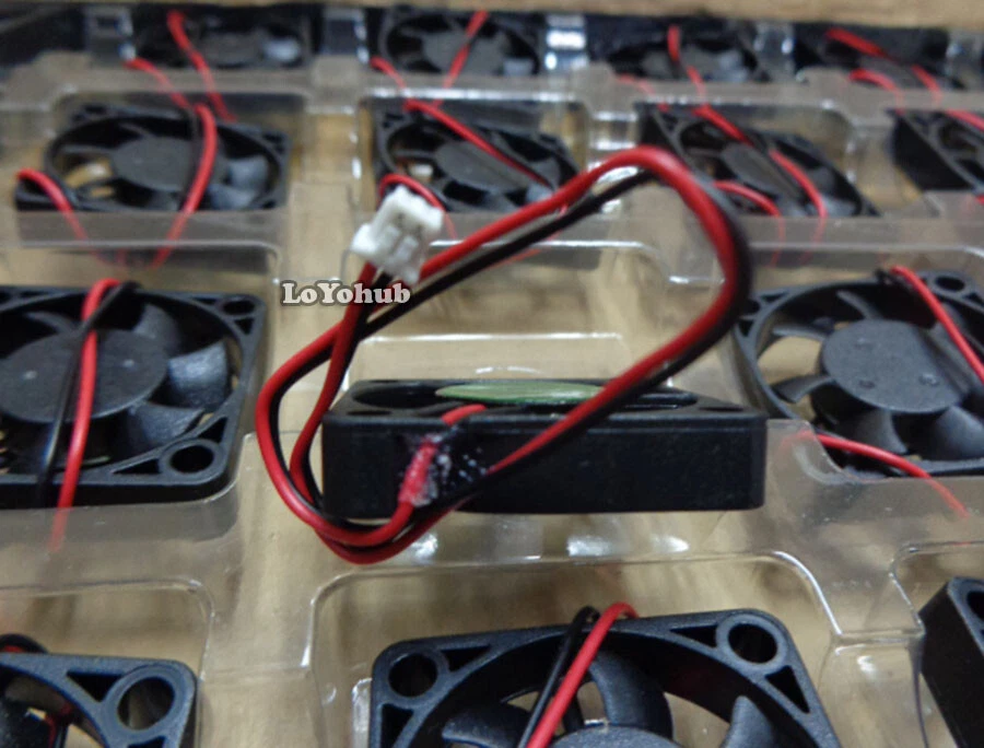 New ADDA 30 * 30 * 6mm 3006 AD0305HX-K70 DC5V 0.18A 3cm 2pin cooling fan - Image 2 of 4