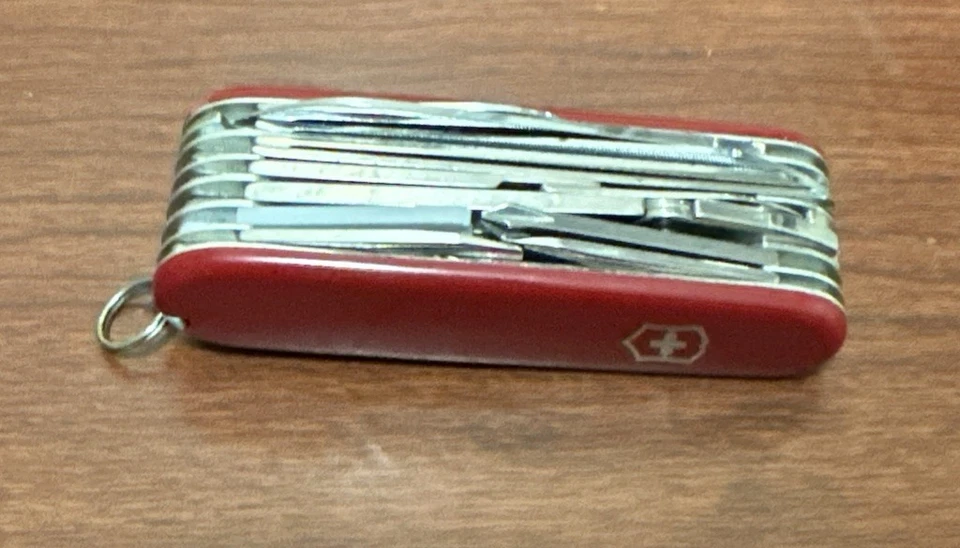 Швейцарский армейский нож Victorinox - Изображение 4 из 4