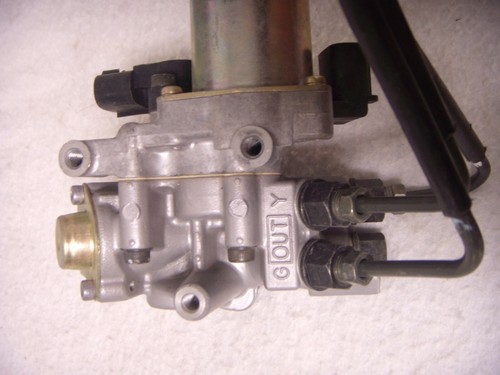 Honda Goldwing GL1200A Aspencade Air Pump Assembly MITSUBA 52700-MB9-871 - Picture 3 of 8