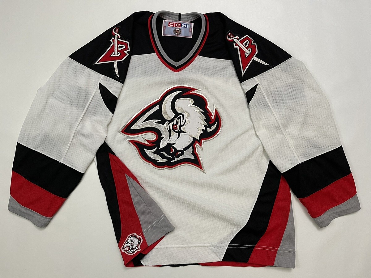 Buffalo Sabres Goat Head Jersey Mens Large White Home CCM