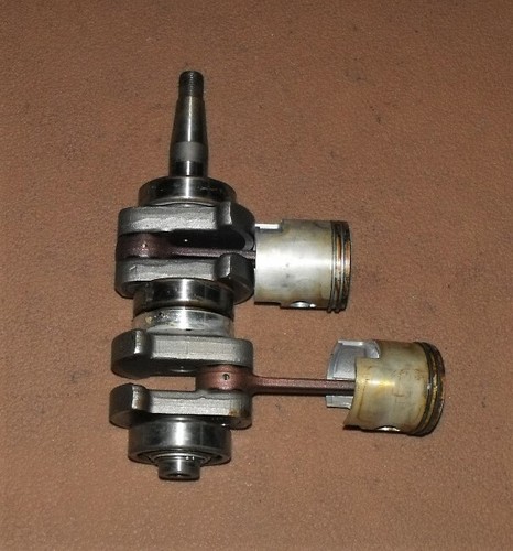 Nissan 9.9 HP 2 Stroke Crankshaft Assembly PN 350000300 Fits 1986-2004 - 第 1/3 張圖片