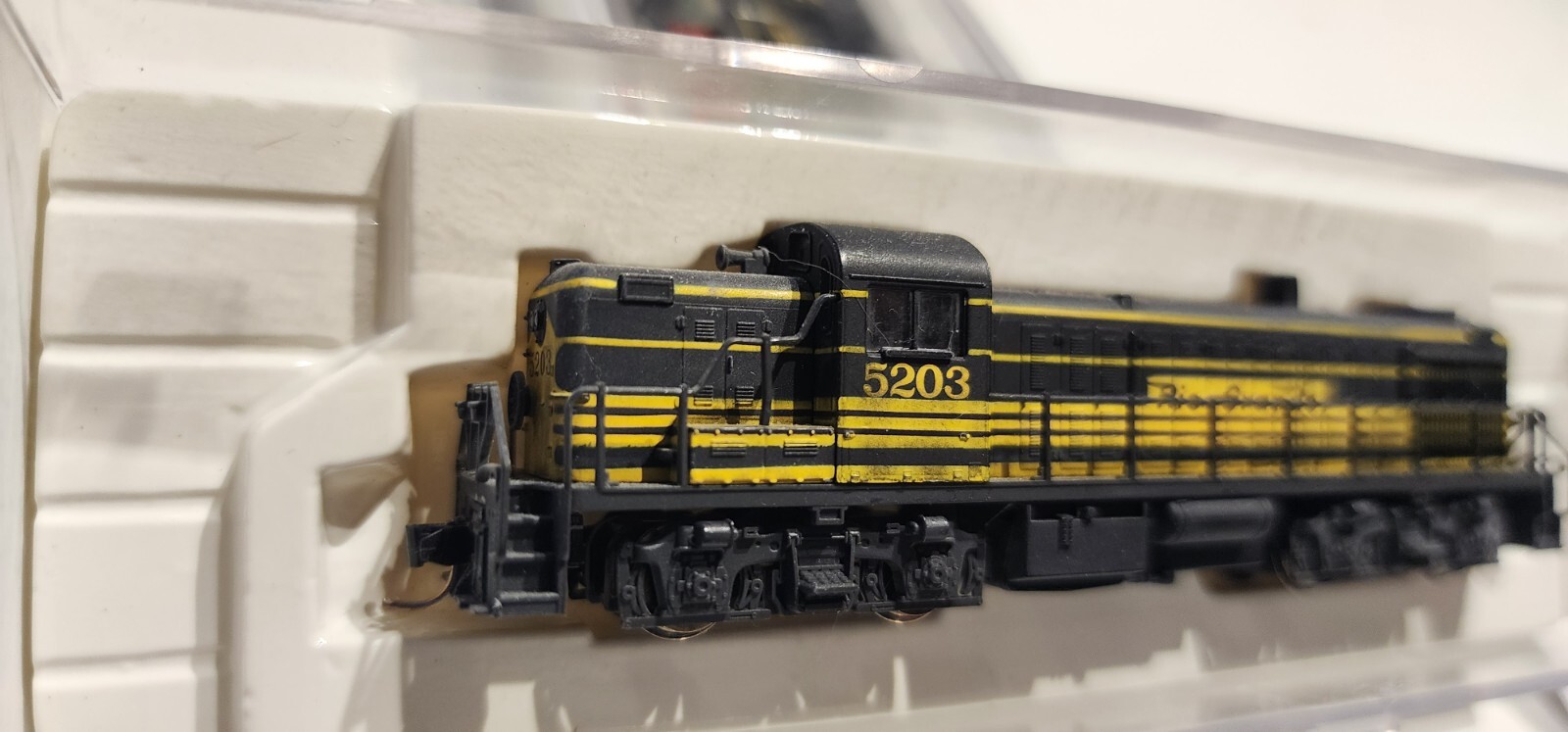 Picture 2 of 5