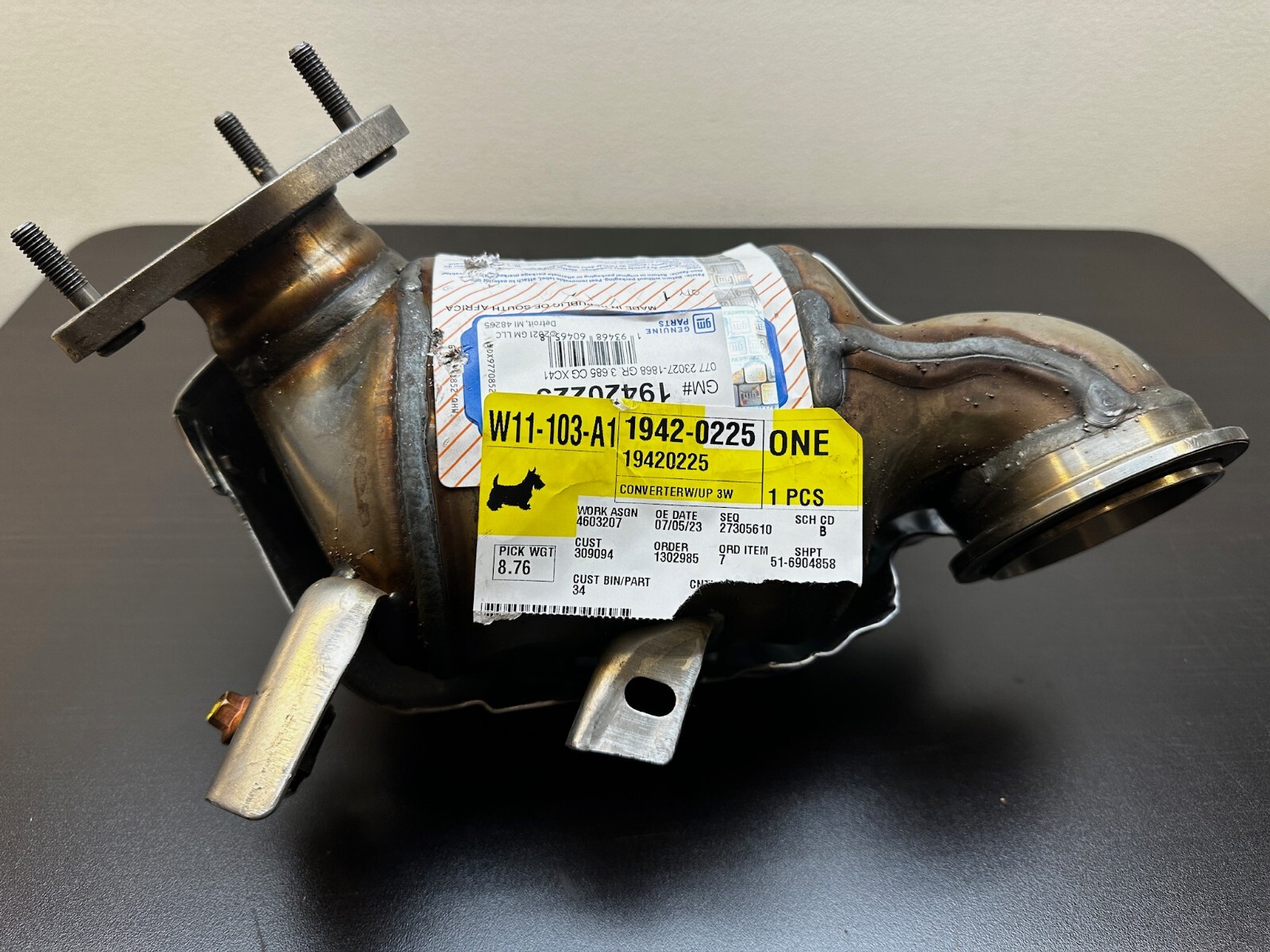 NEW Genuine OEM GM Catalytic Converter 19420225 eBay