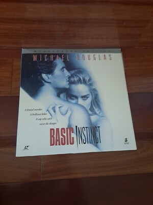 Basic Instinct  Laserdisc LD Widescreen Michael Douglas Sharon Stone 