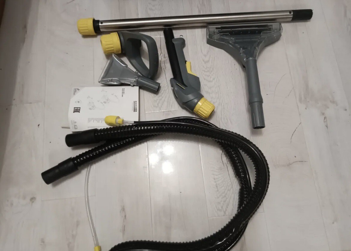 Karcher Professional Carpet & Upholstery Spray Extraction Cleaner Puzzi