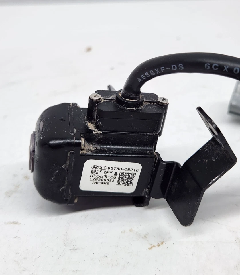 Câmera traseira Kia Sorento 2016-2018 95760-C6210 fabricante de equipamento original *guia quebrada - Imagem 3 de 4