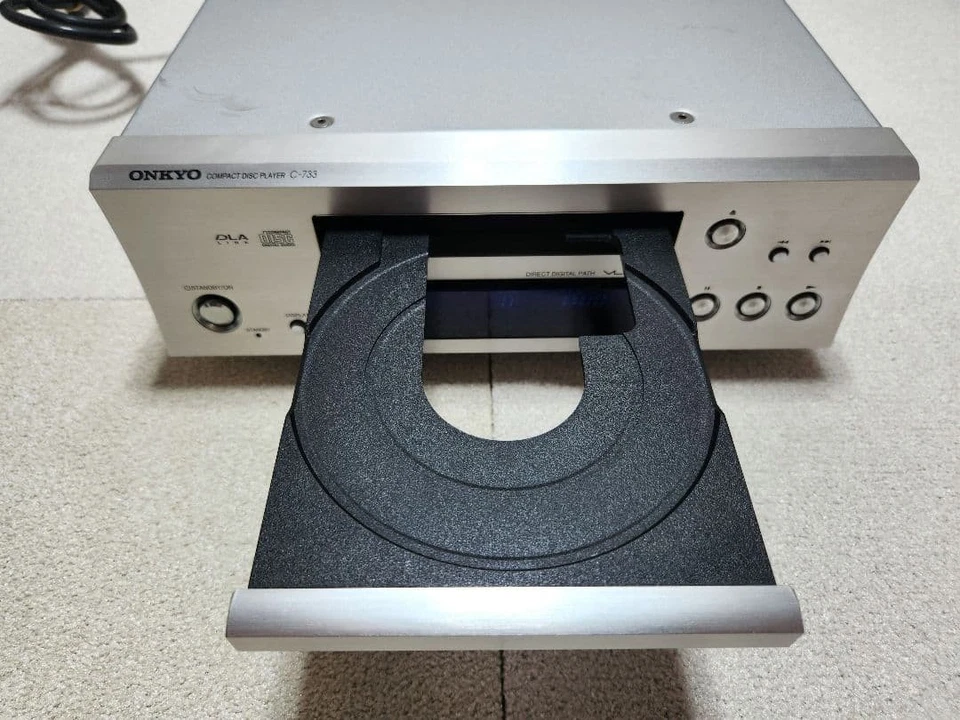 ONKYO C-733 CD Player INTEC System Silver 100V Japan For Parts or Not Working - Image 4 of 4