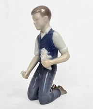 6" Vintage Bing & Grøndahl B&G Gardener Boy With Flowers Figurine Denmark  1960s
