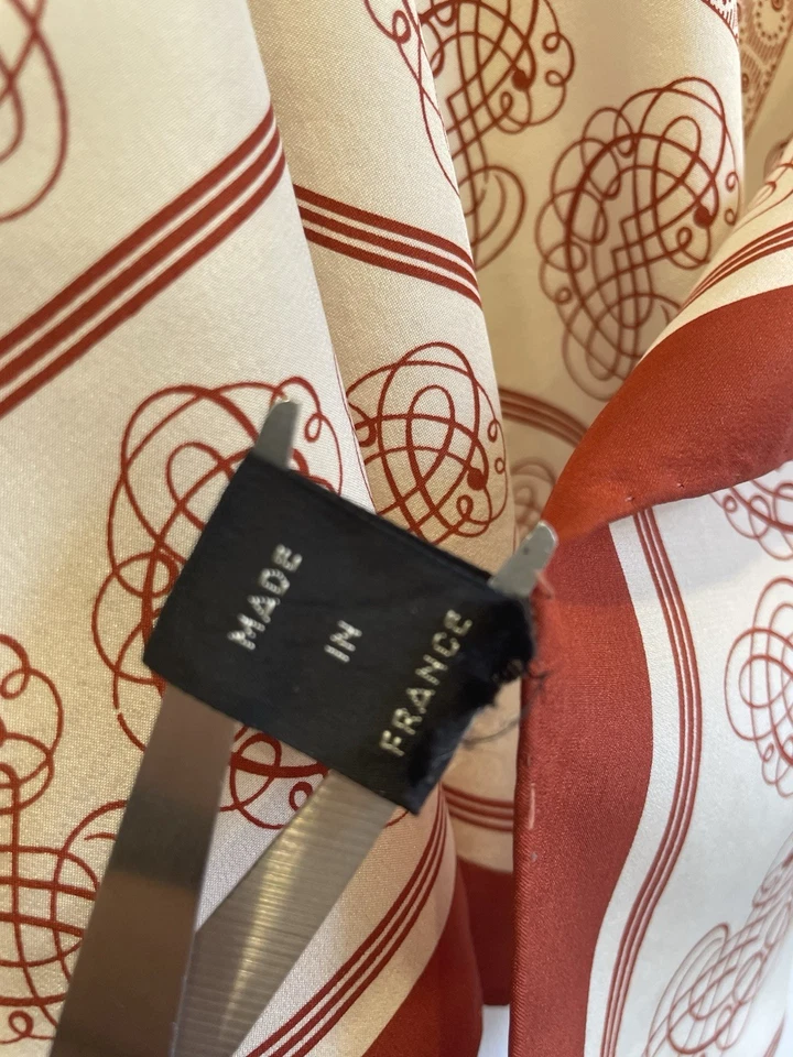 Y7#  Chloé Silk Scarf Red & Cream Paisley Monogram Pattern Made in France - Image 4 of 4