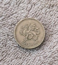 2000 One Pound Coin The Welsh Dragon. Circulated