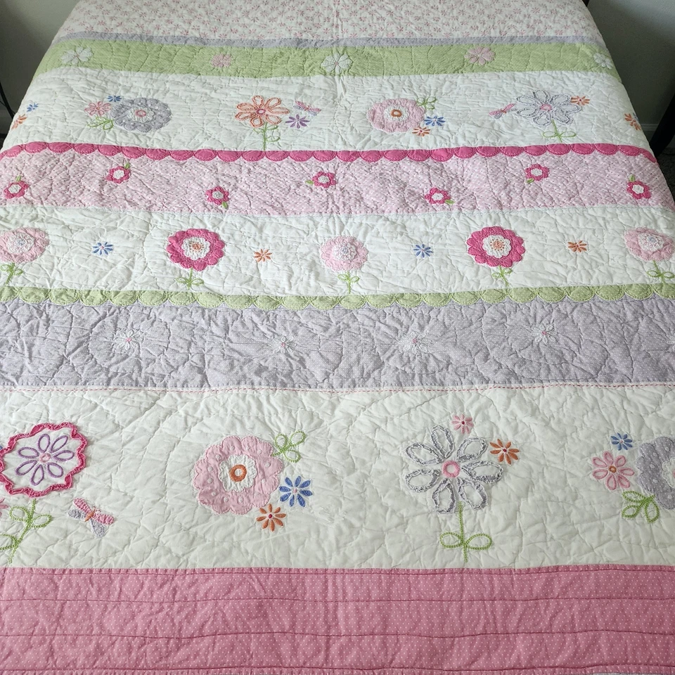 Pottery Barn Kids Twin Quilt Pink Lavender Green Daisy Flowers Please *READ* - Image 3 of 4