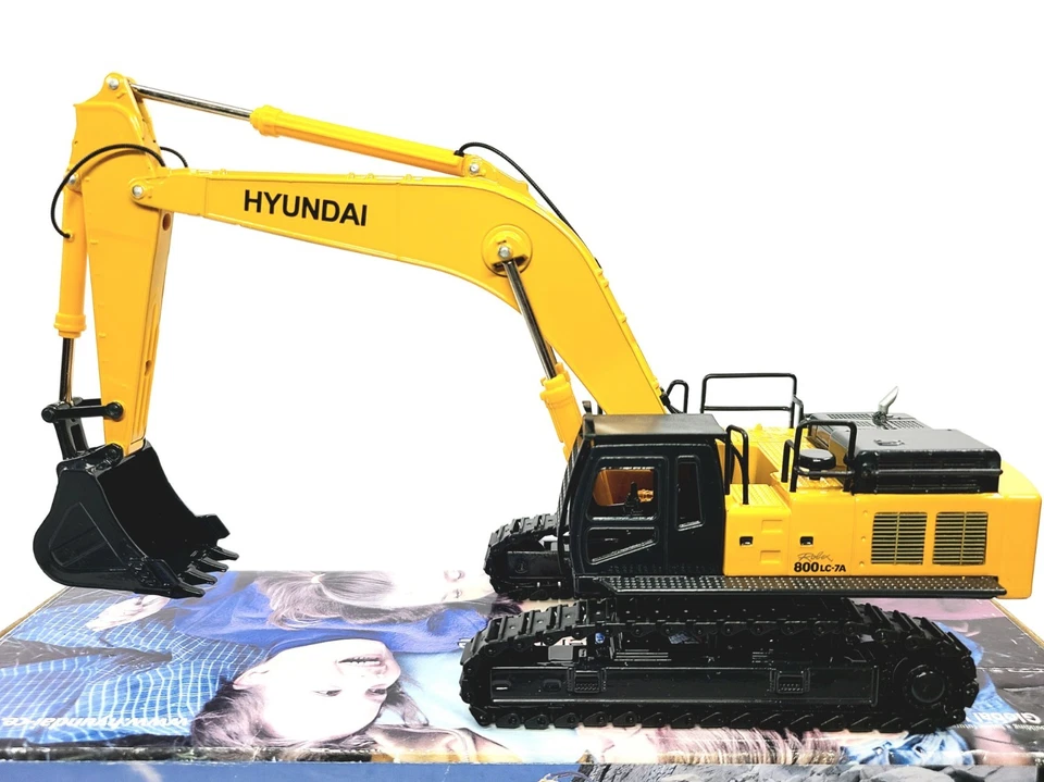 Excavadora Hyundai Robex 800LC-7A - Modelo diecast escala 1:50 Mica World nuevo Foto 2 de 4