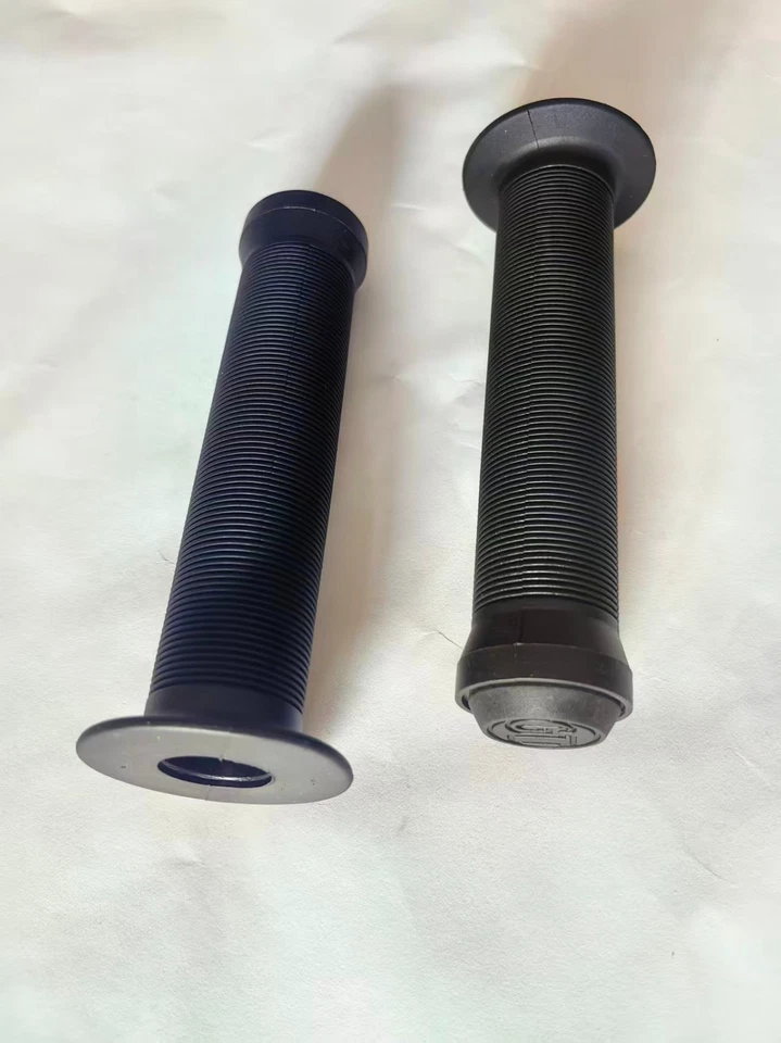 GT BMX Grip With Flange bicycle Handlebar Grip Super Soft Rubber - Image 4 of 4