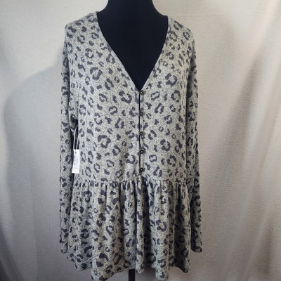 NWT Super Soft L Simply Southern Grey & Black Leopard Print Babydoll Top