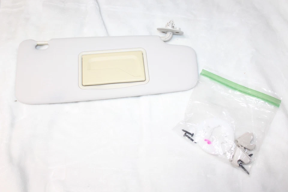 Parasol Chevy Cruze 17-19 con clips parasol espejo tocador derecho BLANCO marfil limpio Foto 2 de 3