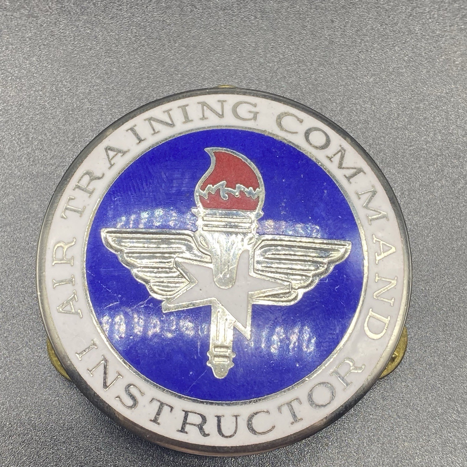 Air Training Command Master Instructor Badge Enam… - image 1