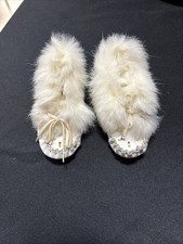 ANTIQUE VTG BEADED WHITE LEATHER FUR TRIM BABY MOCCASIN BOOTIES