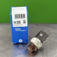 rail pressure sensor delphi for bobcat doosan d18 d24 28357705 7450706 7450706RE