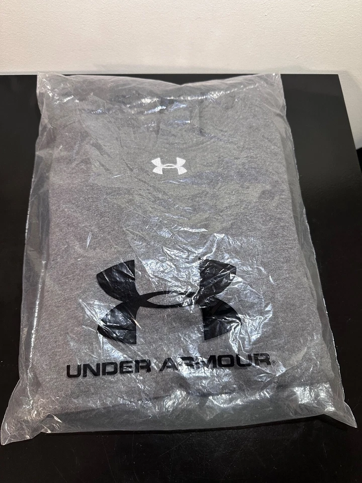 Sudadera con Capucha Under Armour Hustle Fleece Team Juvenil 1300129 Gris Carbono Talla M Foto 2 de 4