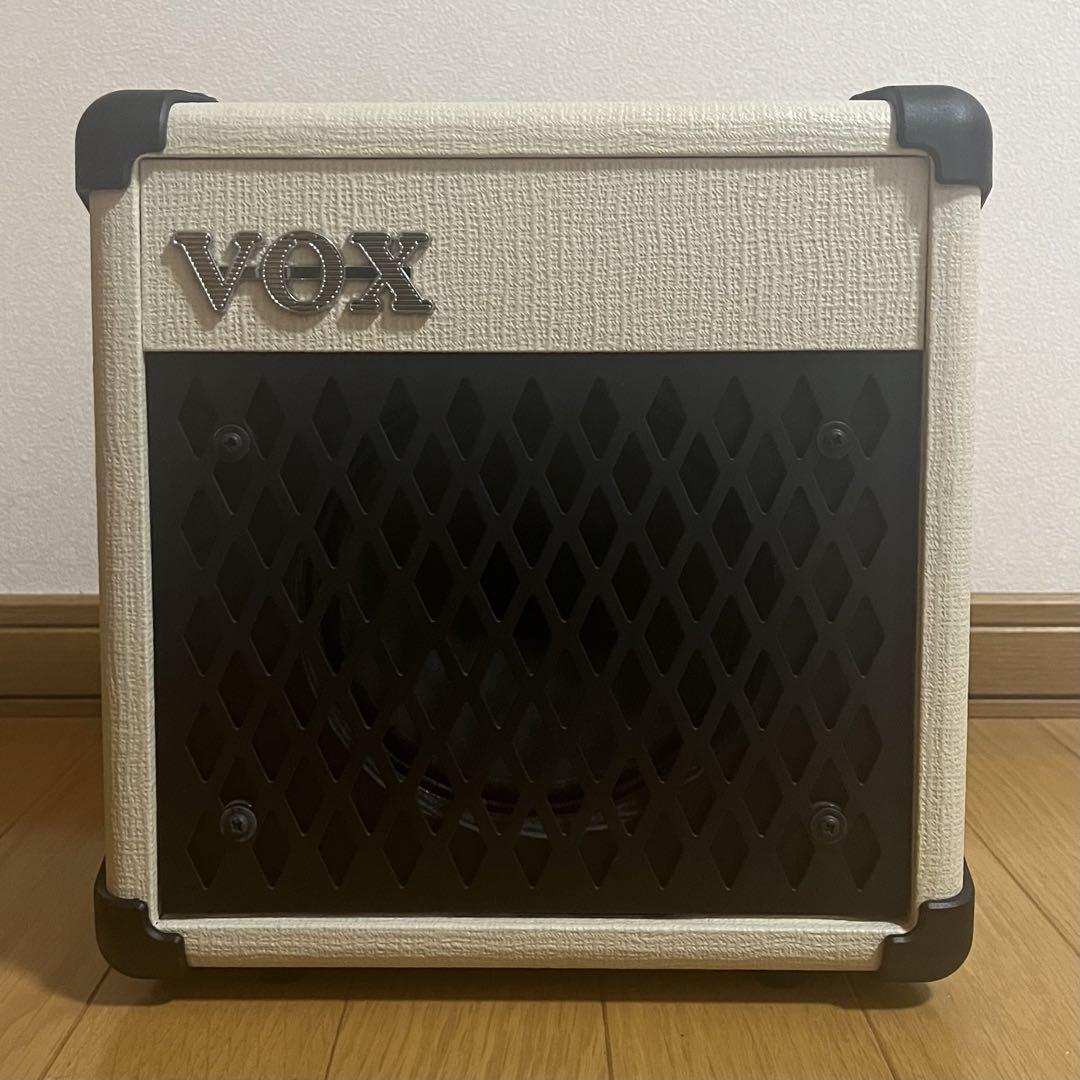 VOX MINI5 Rhythm Pattern Guitar Amplifier Ivory Tested Good Working Condition