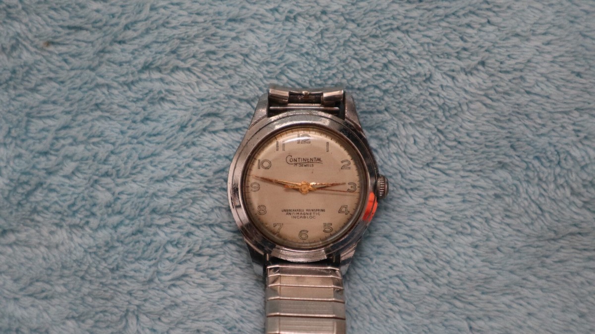 Vintage Continental 17 Jewels Wind Up Wristwatch Vintage CONTINENTAL Shockresistant Gold Plated 17Jewels  main image 4