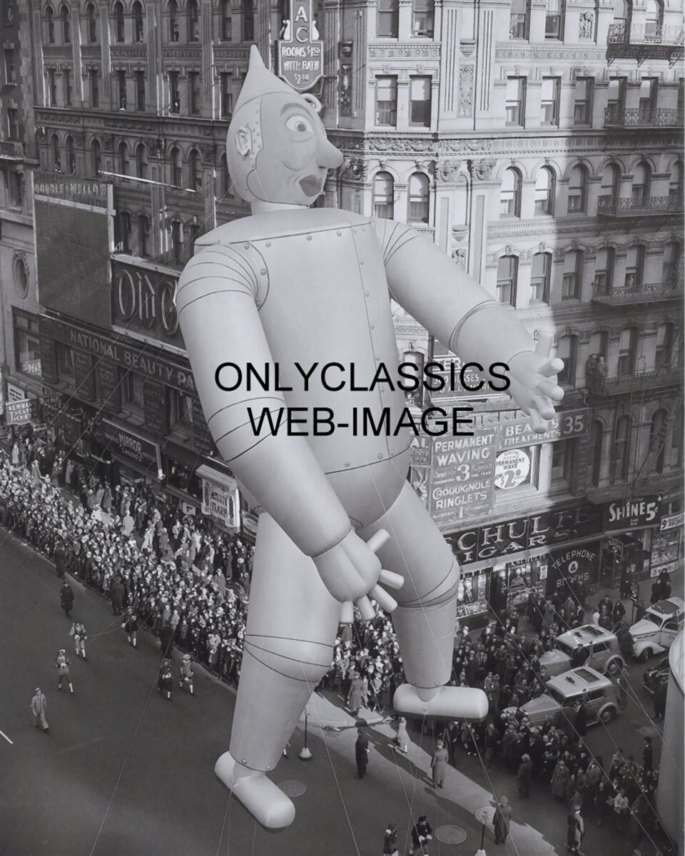 1939 MACY'S THANKSGIVING DAY PARADE WIZARD OF OZ TIN MAN BALLOON