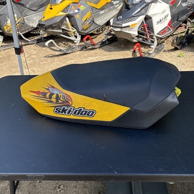 Ski Doo 08-14 XP-XR Seat