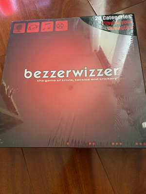 Mattel Bezzerwizzer Trivia Board Game 3000 Questions 20 Categories Age 12+ 2008