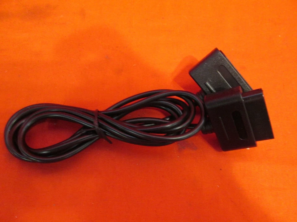 SNES Cable Extension Cord 6 Feet Sumoto For Super Nintendo SNES - Image 2 of 3