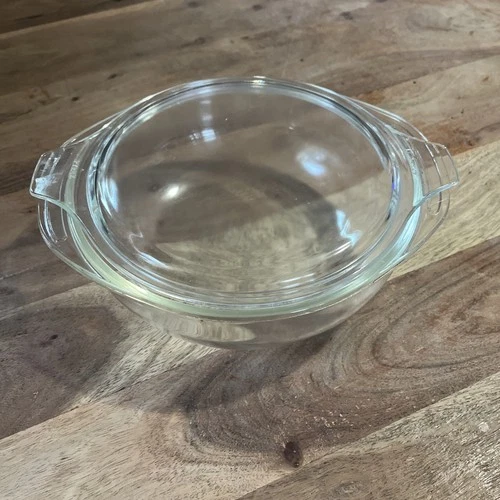 Vintage Pyrex 023 Clear Glass 1-1/2 Qt. Round Casserole Baking Bowl with Lid 474