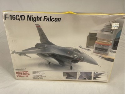 Testors Model Kit, F-16C/D Night Falcon No. 650 Airplane 1/72 Scale Italeri 
