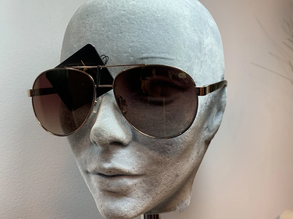 Nuevas gafas de sol Versace 1969 Italia Abbigliamento para mujer doradas Evelina Foto 3 de 4