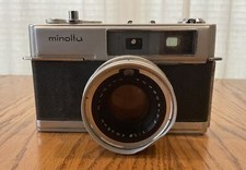 Minolta Hi-Matic 7 Silver f/1.8 45mm Rangefinder 35mm Film Camera Good Condition