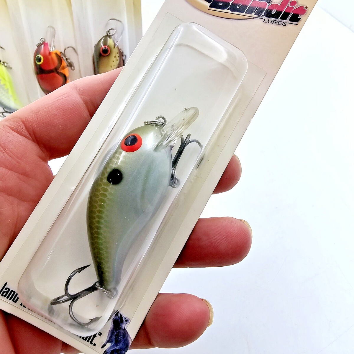 Pre-Pradco Bandit 100 Series Vintage Crankbait Color: Blue Ghost