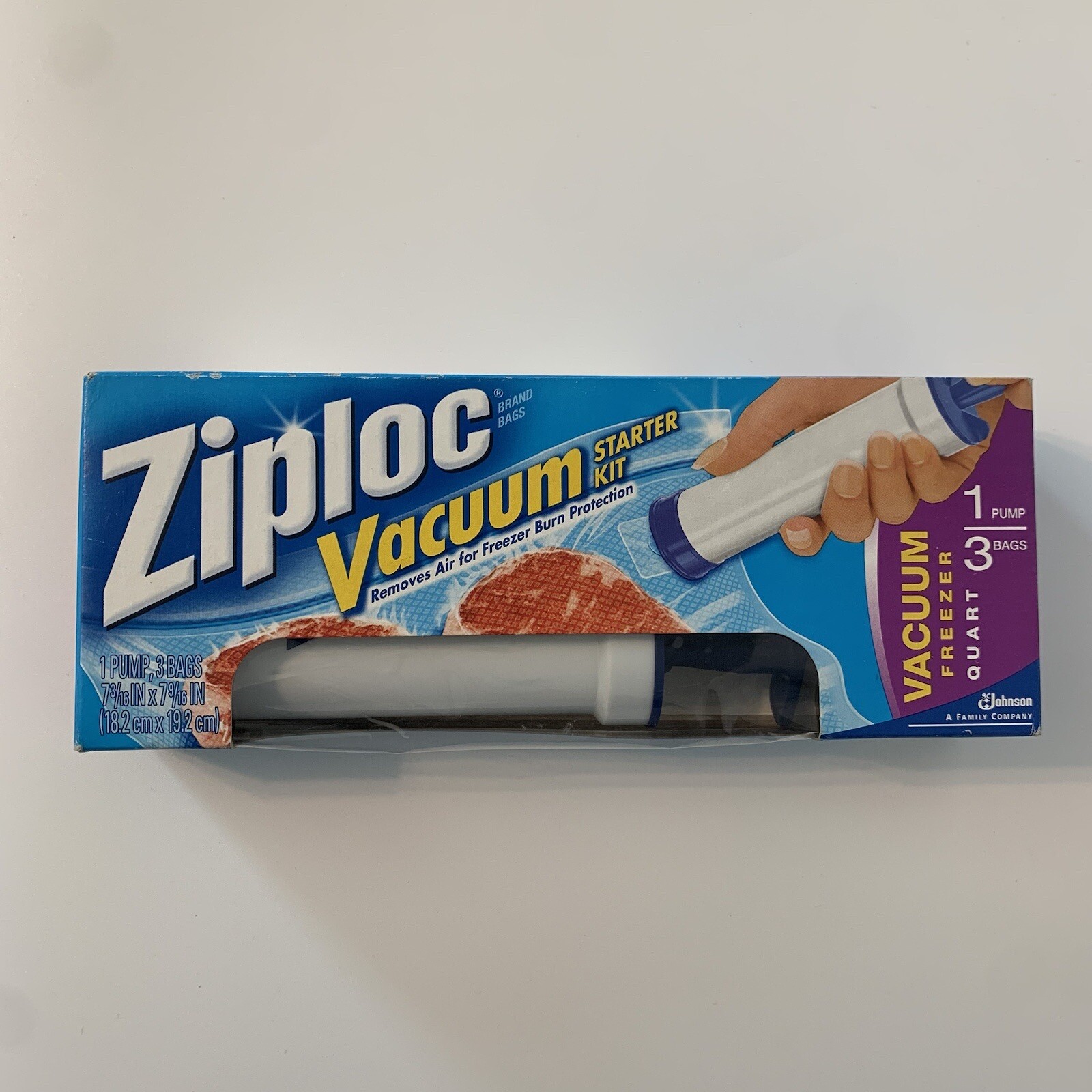 Ziploc Vacuum Starter Kit NEW With Pump And 3 Quart Size Freezer Bags