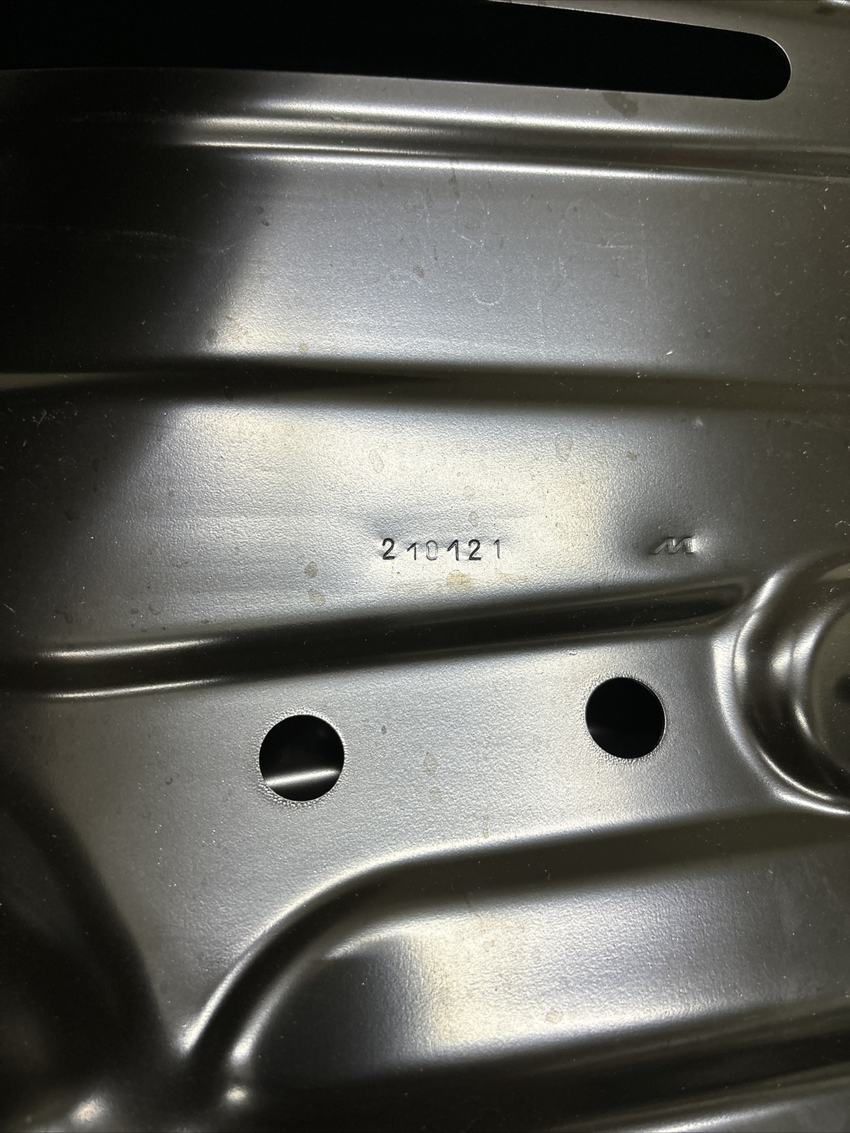 #2000 McLaren 570S 2020-23 Right Outer Door Lower Panel
