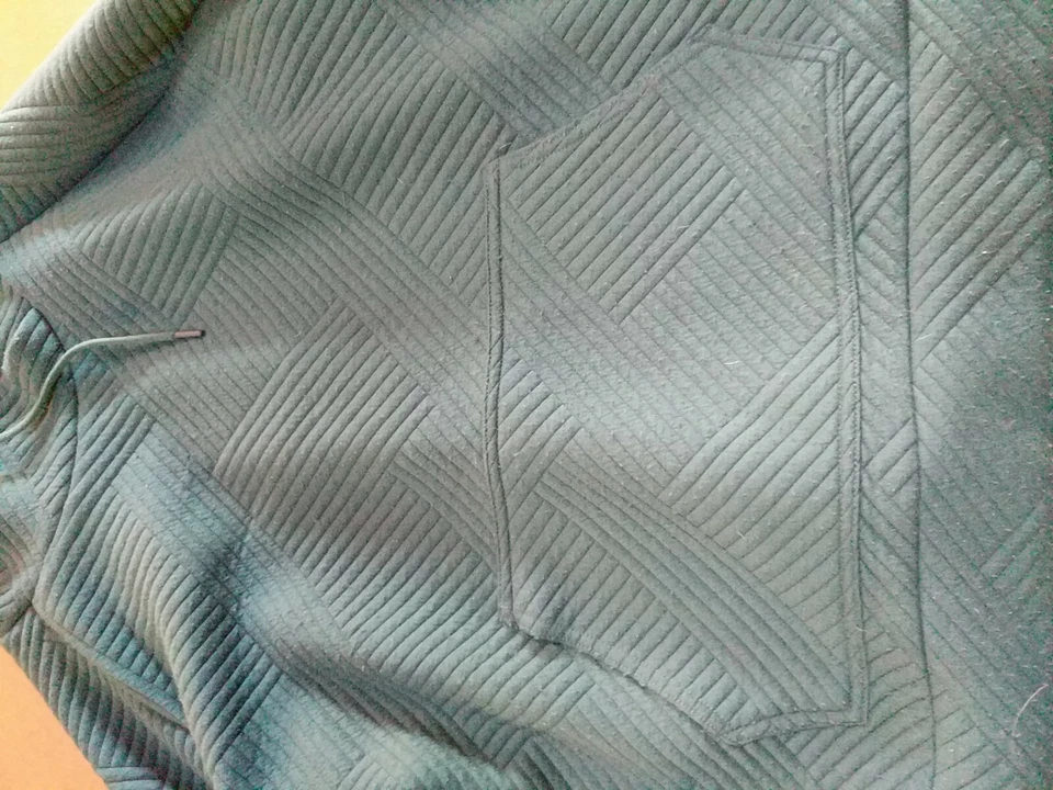 Sudadera con Capucha Té Verde Rayas Geométricas Manga Larga Bolsillos Foto 2 de 4
