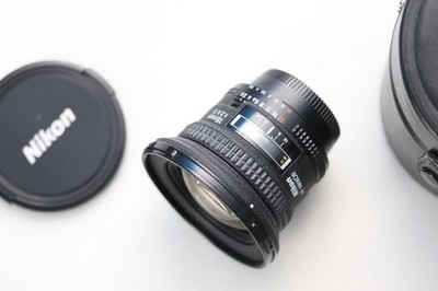 Nikon AF Nikkor 2,8/18mm D, sehr guter Zustand!