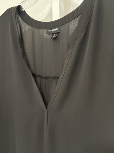 Torrid 1X Black Sheer Chiffon Georgette Blouse Short Sleeve Layered V-Neck Top - Picture 8 of 9
