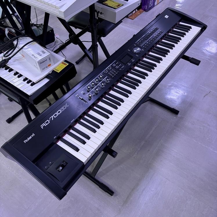 Roland RD-700NX 電子キーボード Roland RD-700GX Keyboard for sale online | eBay