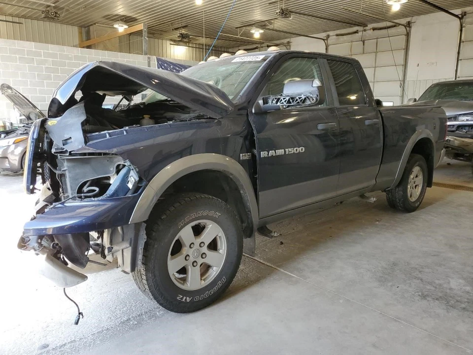 Dodge 1500 2012 camioneta equipo de audio receptor de radio radio DVD  Foto 3 de 4