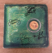 * ALICE COOPER BAND * signed vinyl album * BILLION DOLLAR BABIES * COA *