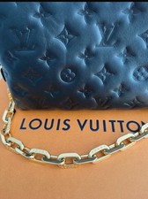 Louis Vuitton Coussin Schultertasche MM Schwa...